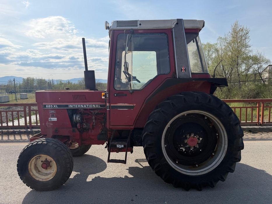 Case 685 XL, adus recent