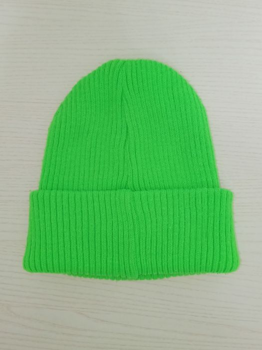 зимняя теплая шапка