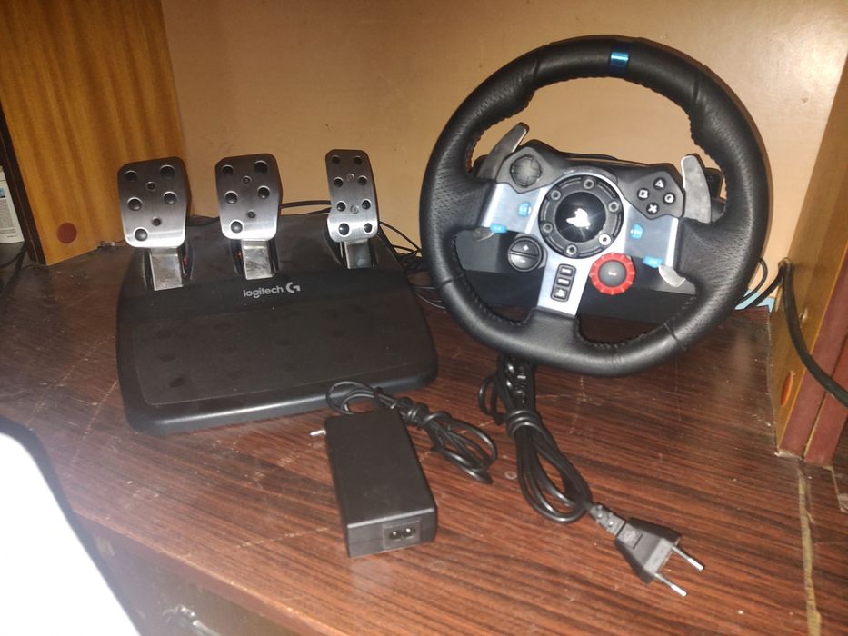 Волан с педали. Logitech g29.