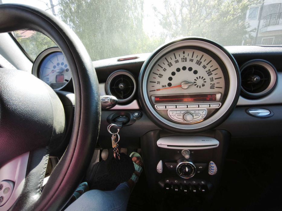 MINI COOPER CLUBMAN pentru Dezmembrări