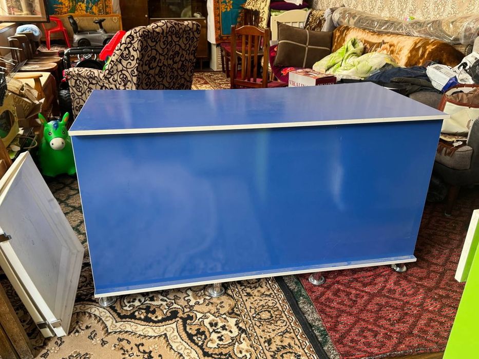 Stol sotiladi  yaxshi xolatda Razmer 1.5,70