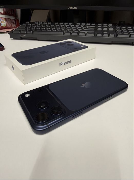 Iphone 17 Pro Max 256 E-sim.