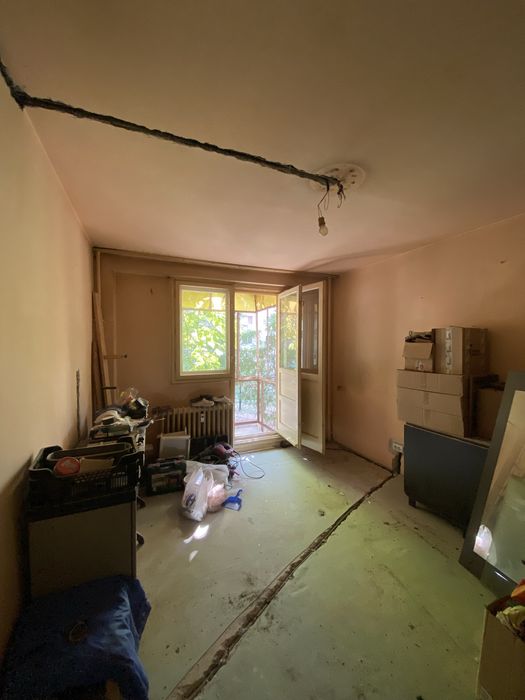 Apartament 2 camere, etaj 1, lângă metrou Râul Doamnei – Aleea Arutela