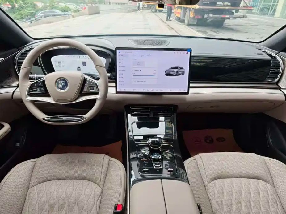 BYD HAN DM-i гибрид
