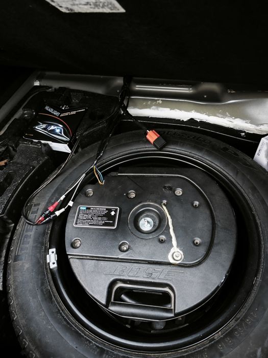 Субуфер Бусе с вграден усилвател