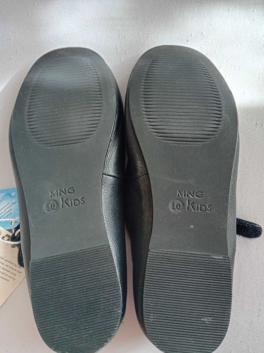 Обувки за момиче 30 номер