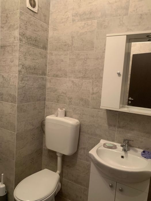 Inchiriez apartament cu 2 camere