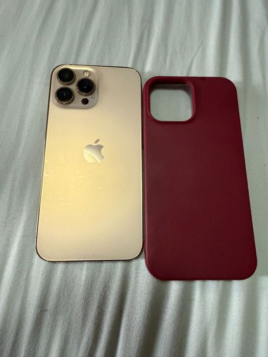Vand iphone 13 pro max gold 128 gb ca nou 10 din 10 impecabil totul originial