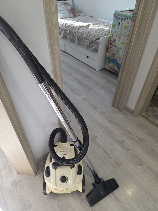Продам пылесос BEKO