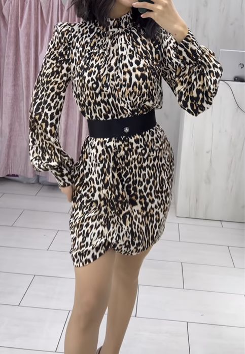 Платье с принтом леопард