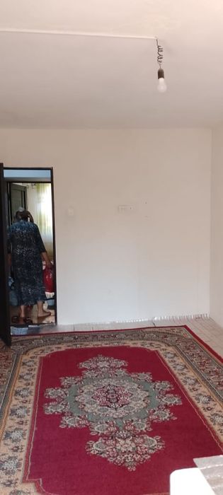 Ijaraga uy bor 2 xonali 2 etajda dinamo bozorchani orqasidagi dom