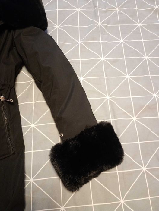 Зимно палто - парка черен цвят