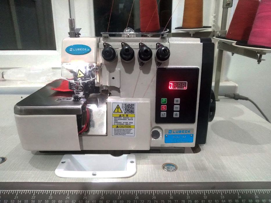 оверлок Lubeck 504
