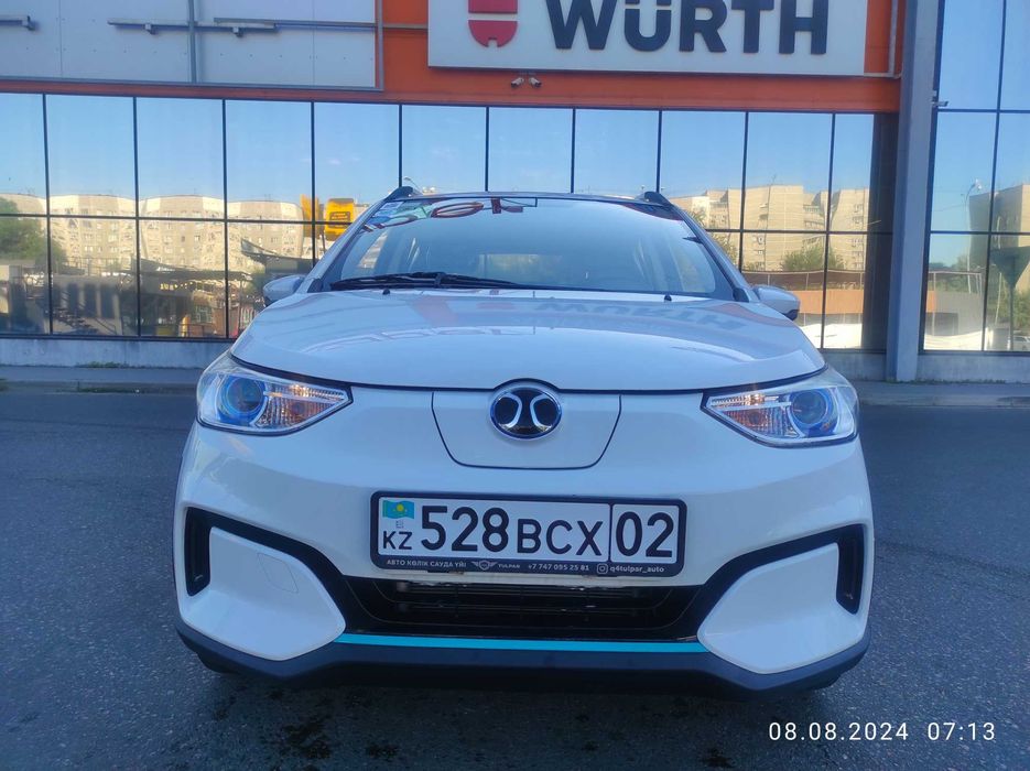 Продаю электромобиль  BAIC EC3