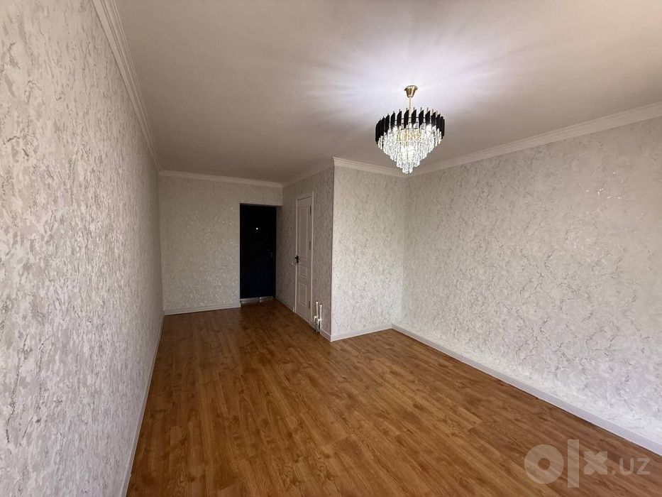 Продаю 1/2/4  на Лисуново 3 в бывшем общежитии
