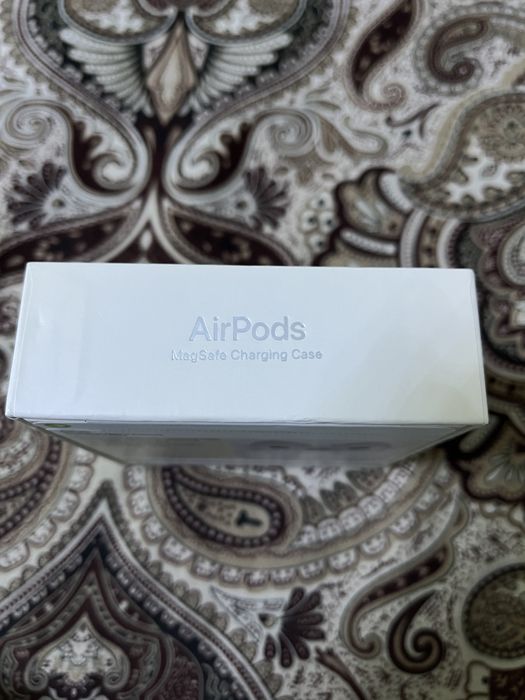 Продаю новый AirPods 3