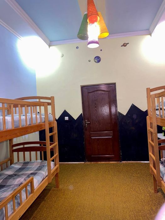 Dachaoq tosh,   Дача октош, ( иссик , теплая)