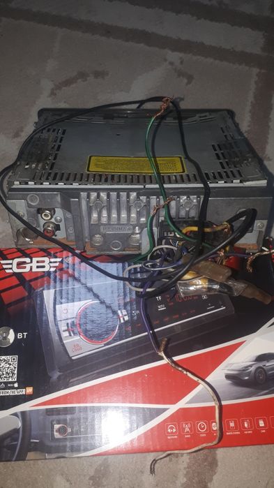 Автомагнитола Sony и Pioneer
