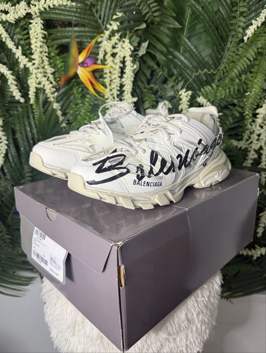 Balenciaga Track White Signature
