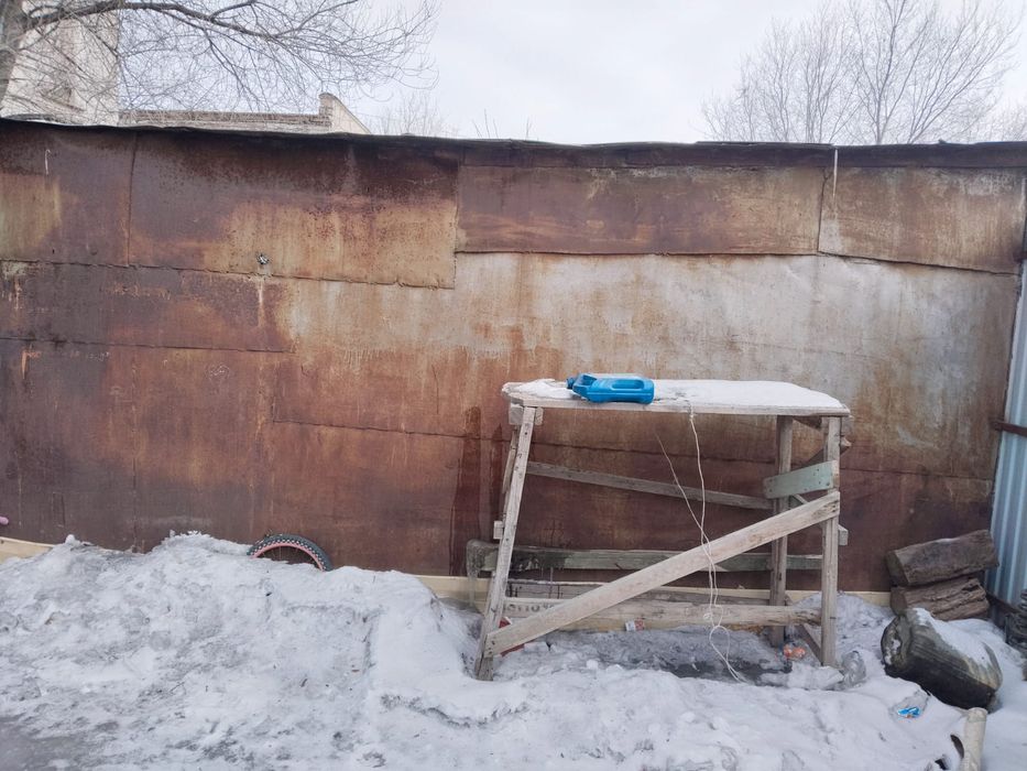 продам железный гараж