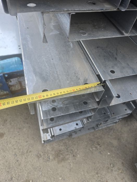 Vând profile tip C 220 galvanizate Avem o cantitate mare la super preț