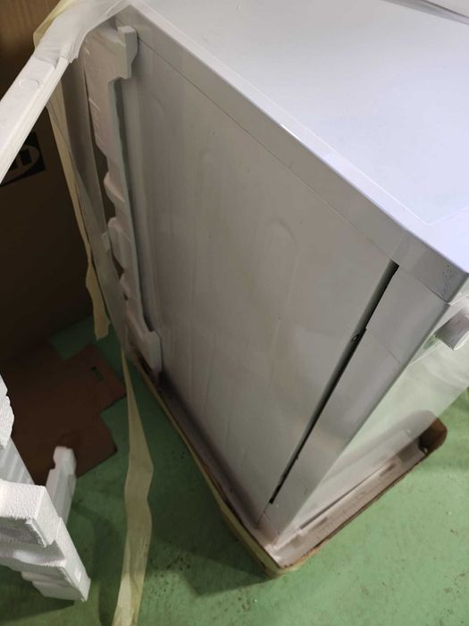 Masina spalat vase Beko DFS05011W  10 seturi cu defect evacuare apa