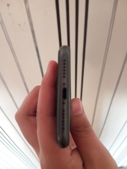 iPhone 11 64 гб 100% акб