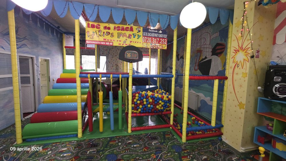 Loc de joacă-  vinde tot ce contine