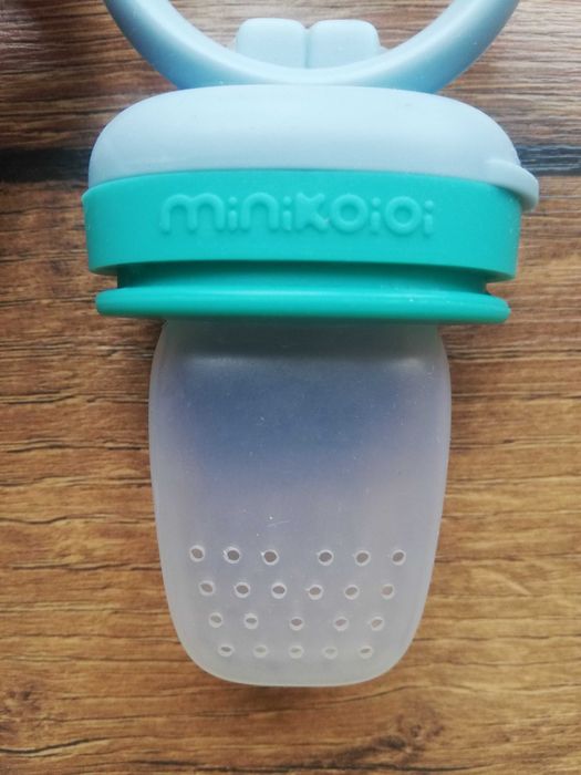 Силиконов биберон за плодове