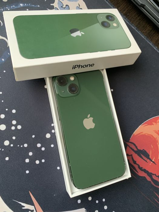 iPhone 13 128гб идеал