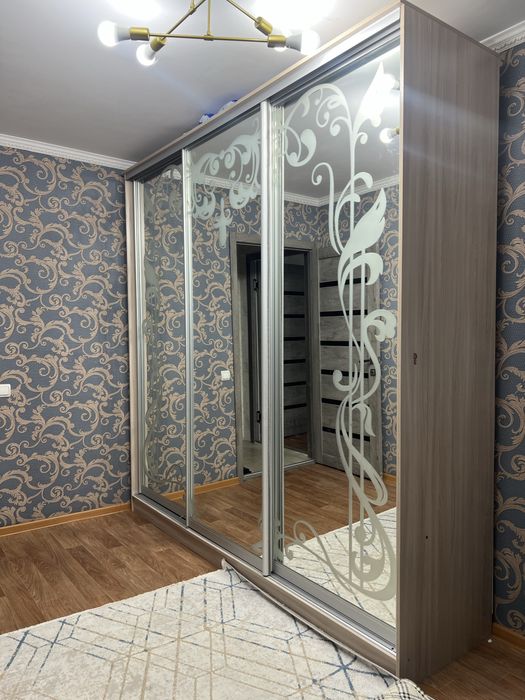 Продаётся сервант и шкаф