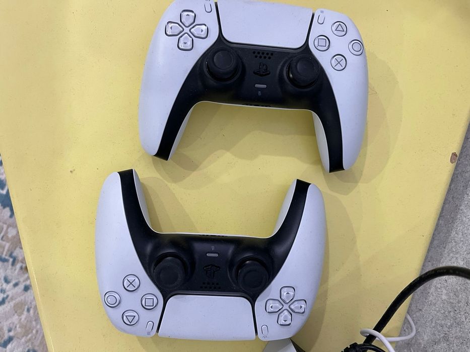 Продам playstation 5