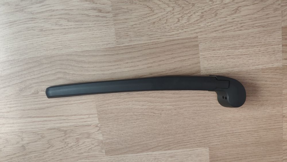 Продавам задно рамо чистачка