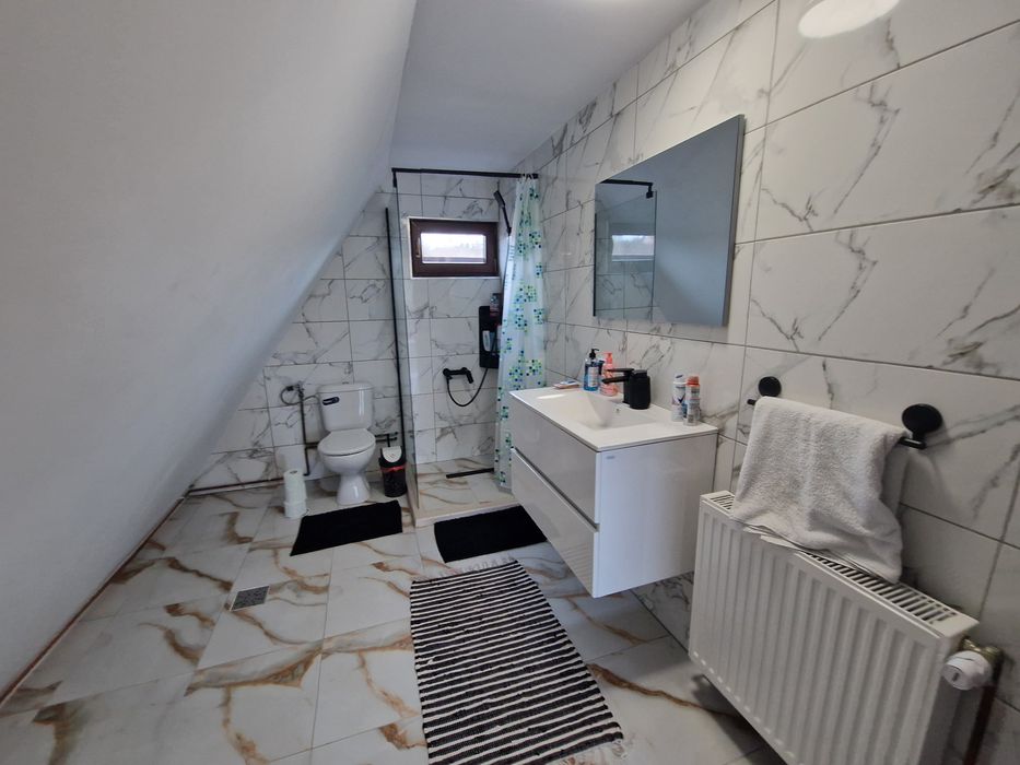 Închiriez cabana Daia noua