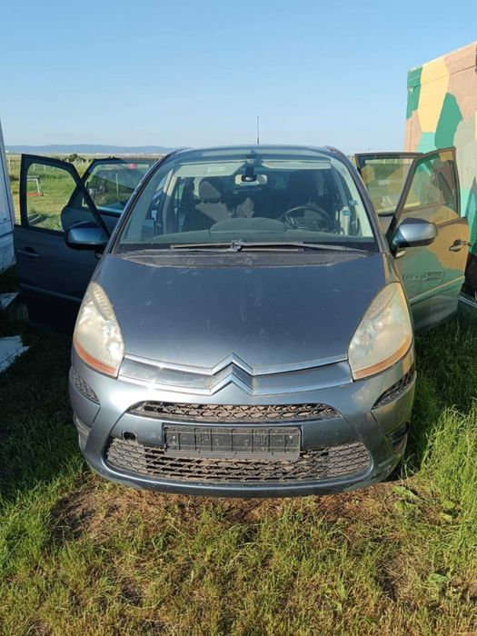 Citroen C4 Picasso на части