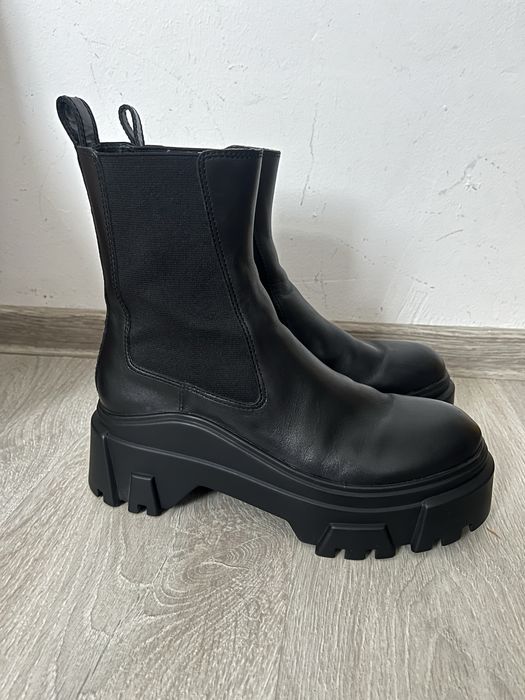 Ghete/ botine ZARA marimea 38 noi