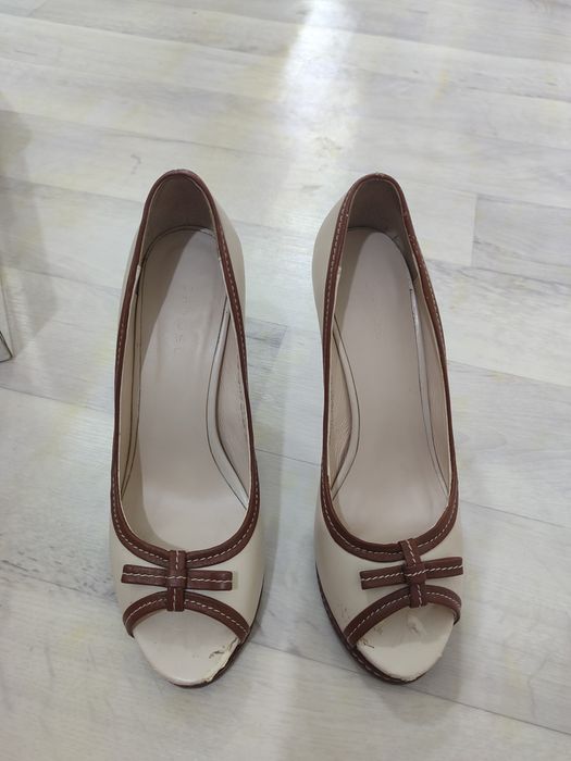 Туфли бежевые за 1000 тг