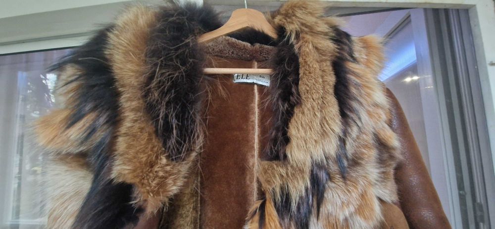 Кожено палто от естествен косъм