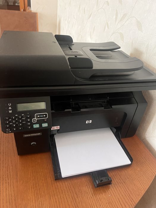 Продается на запчасти не работает