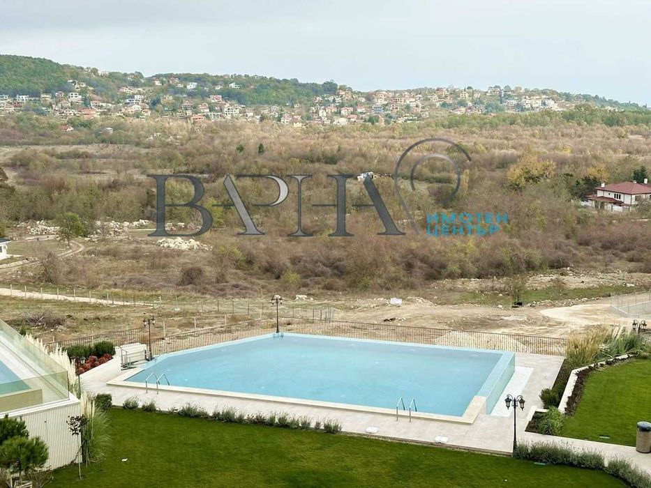 Дава се под наем Двустаен апартамент в Варна, Център - 70 кв.м за 398.82 € - Снимка #15