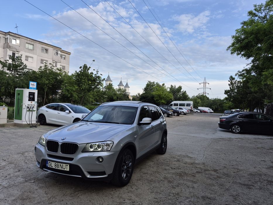 BMW X3 F25  2011