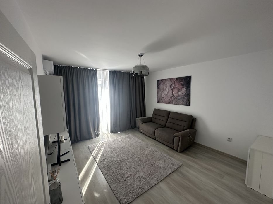 Apartament 4 camere, 2 bai,pe doua nivele