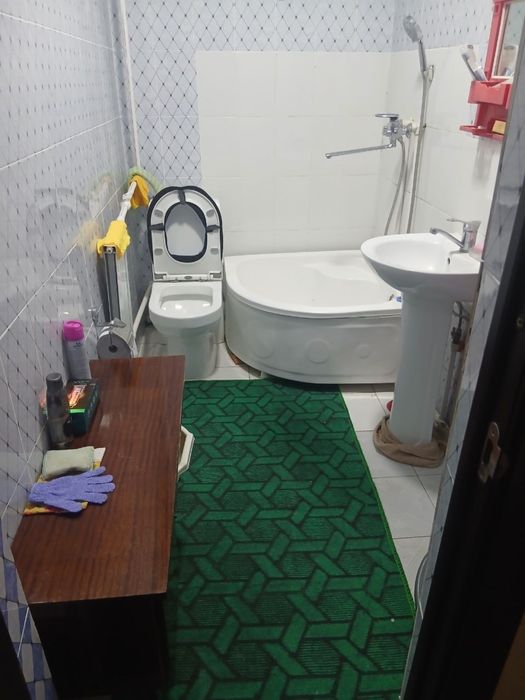 Choruqda joylashgan katej sotiladi