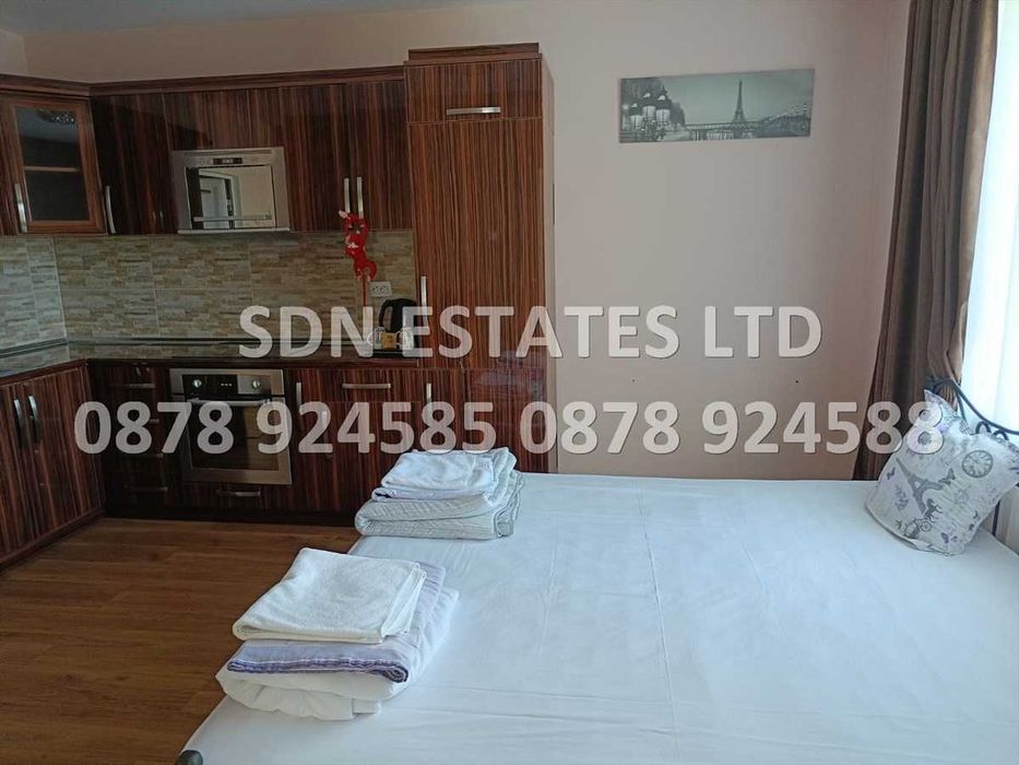 Продава се Къща в Казанлък - 400 кв.м за 625 €/кв.м - Снимка #1