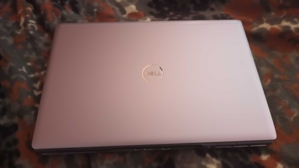 Dell Precision 7750 i7-10750h, Quadro rtx4000 8gb, 4G wwan