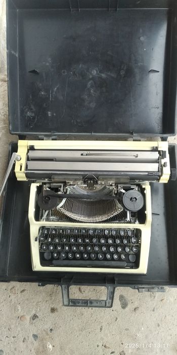 Ёзув машинкаси антиквар