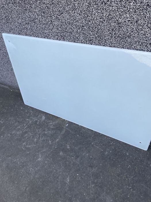 Матирано стъкло за маса