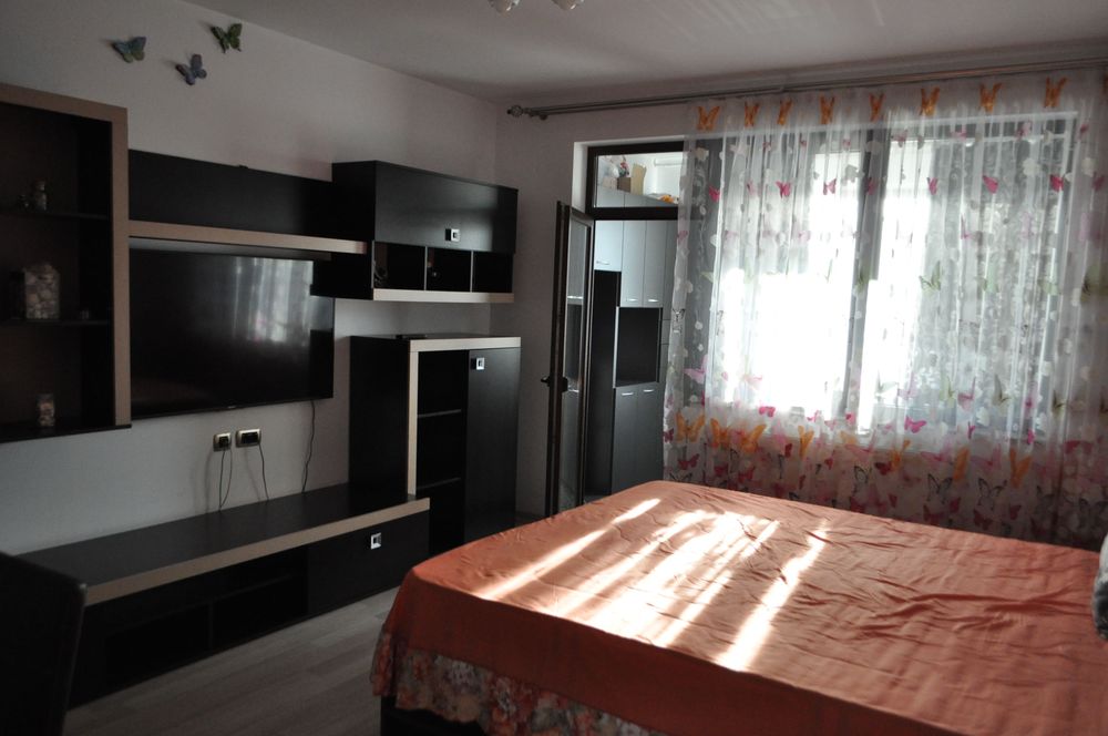 Apartament 2 camere Brasov – 93 mp, mobilat complet, parcare inclusa