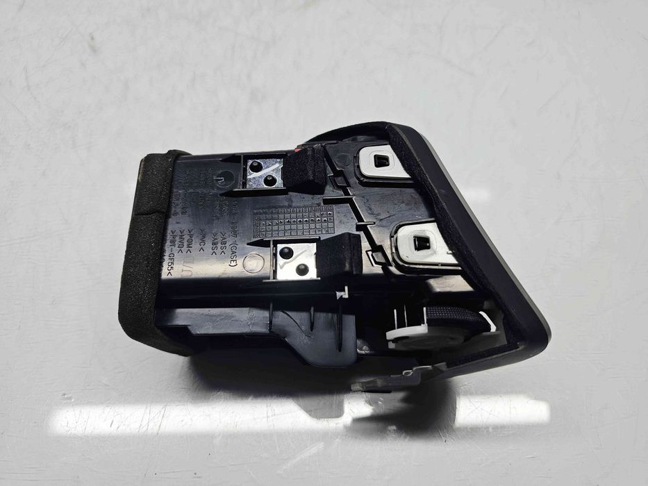 Grila aerisire centrala Nissan Qashqai (2) [Fabr 2013-2017] 687604EA0