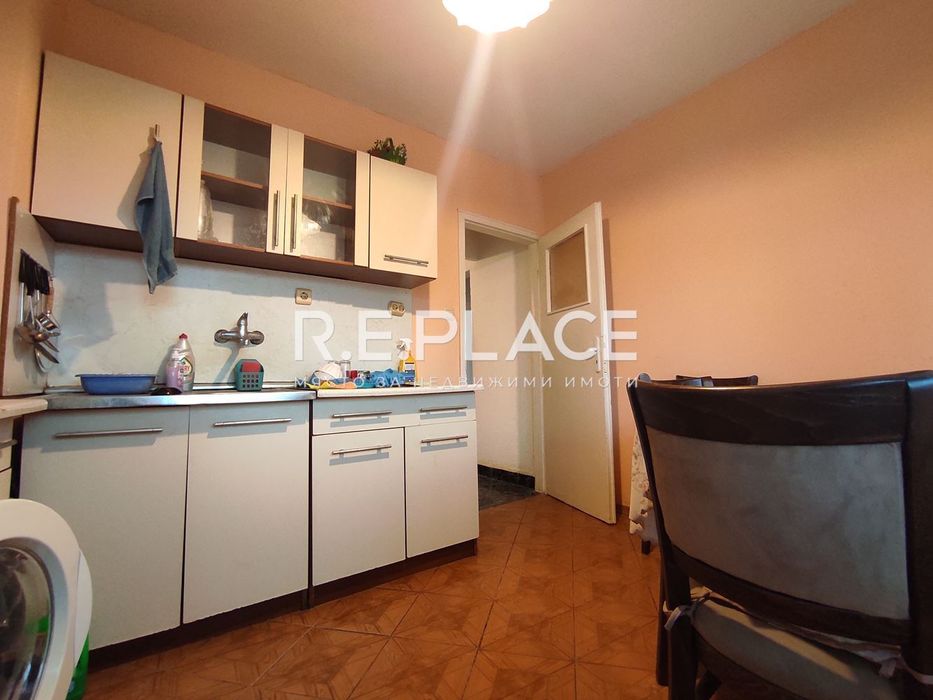 Продава се Четиристаен апартамент в Варна, Младост 1 - 82 кв.м за 1525 €/кв.м - Снимка #6